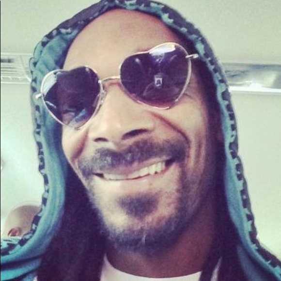 Meet your Posher, Leslie - Picture 1 of 1